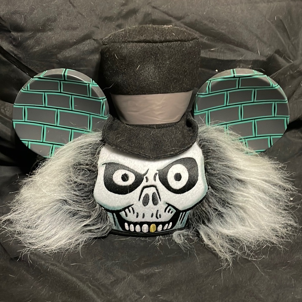Haunted Mansion Hatbox Ghost mouse ears